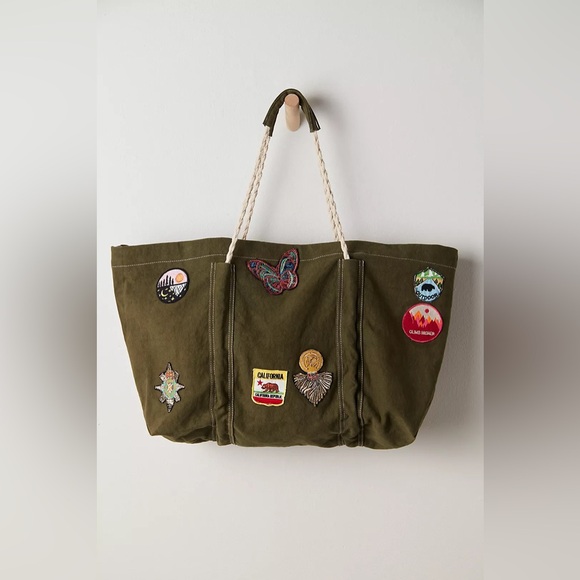 NWT Free People Been There Badge Tote Bag In Color Sea Serpent - Picture 2 of 10